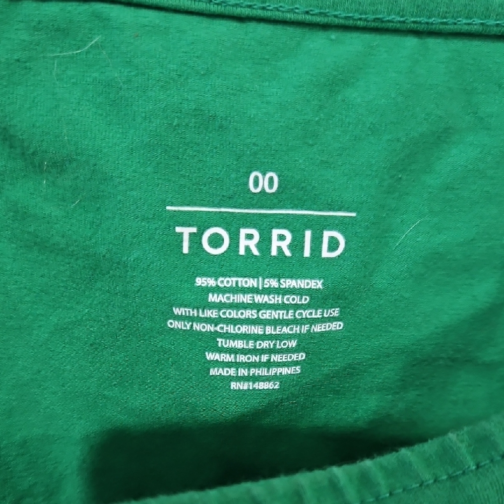 Torrid Vibrant Green Crop Top Size 00‎ - Picture 2 of 4